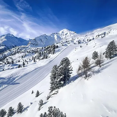 Nous Deux By Interhome Alpstuga